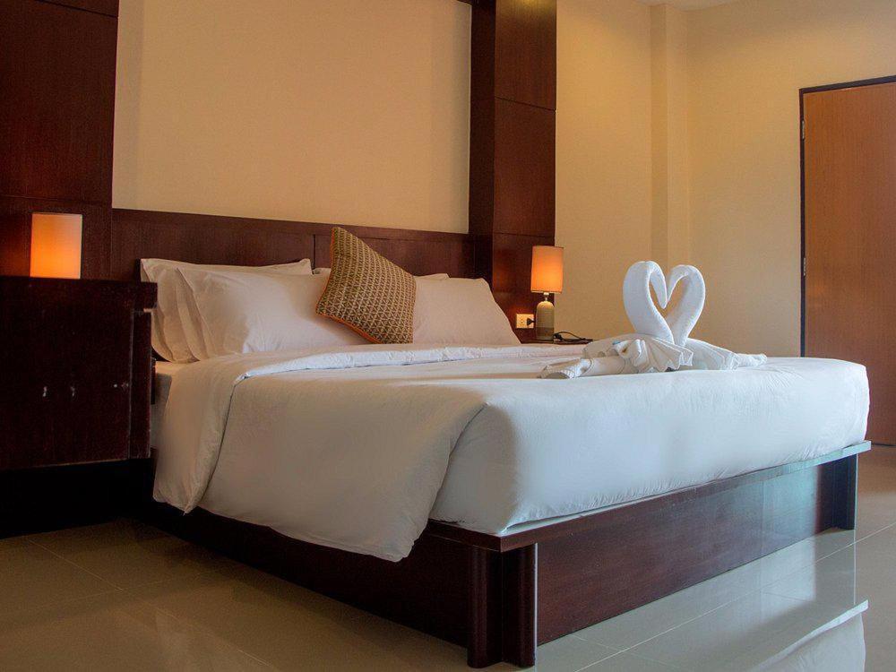 Lucky Inn Residency Паттайя Экстерьер фото